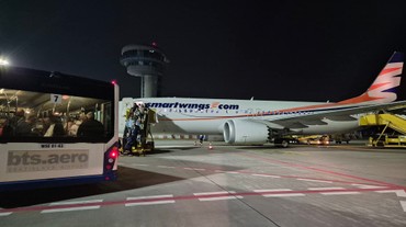 O polnoci sa do Bratislavy vrátili prví cestujúci z Maskatu v Ománe