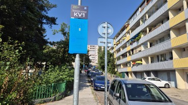 V auguste zavedú systém mestského parkovania PAAS do ďalších lokalít Karlovej Vsi. Koľko a kedy zaplatíme?