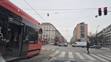 Električky stáli v kolóne, pre poruchu premávali linky MHD 4, 47 a 9 odklonenou trasou