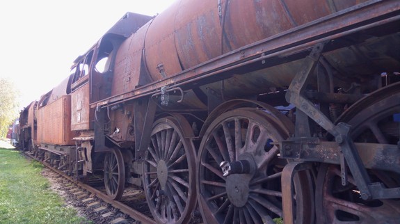 Vráti sa na koľajnice? Parný rušeň Mikádo je legendou železníc, jeho záchrane sa venuje skupina nadšencov