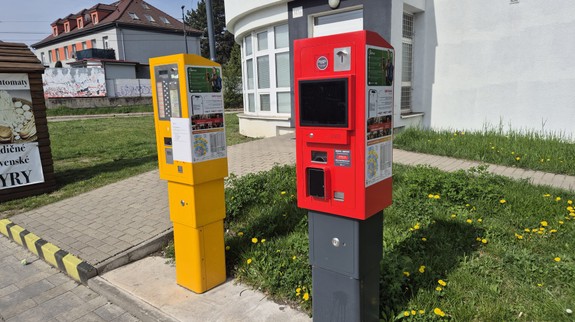 Električenku si v Bratislave uź kúpite na každom kroku, stačí zájsť na zastávku MHD