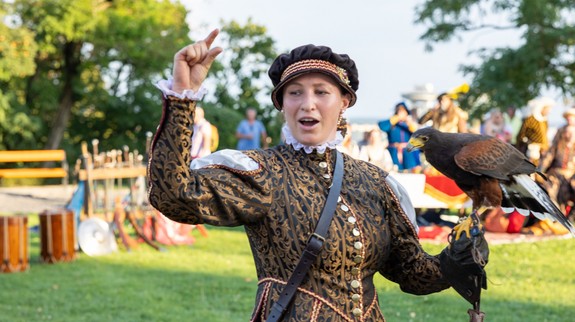 Tip na piatkový večer: Tyršovo nábrežie ožije rytierskym turnajom a sokoliarskym vystúpením