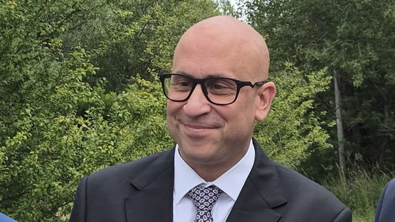 Komunálne voľby: Ráž sa ešte pri kandidatúre nerozhodol, chce čas do konca júna
