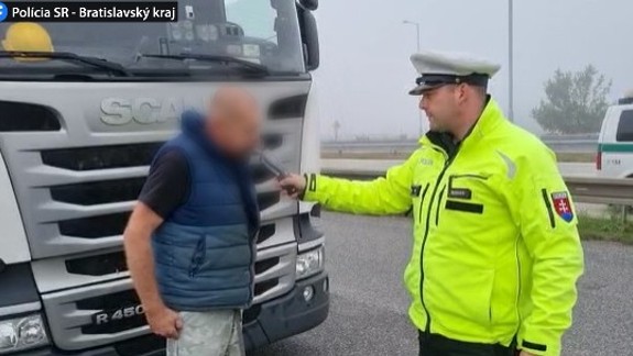 Dvaja šoféri kamiónu, dvakrát alkohol v krvi