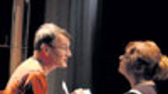 Mydlová opera - hra o mydle a láske