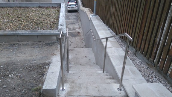 V Starom Meste opravili schody na Sokolskej