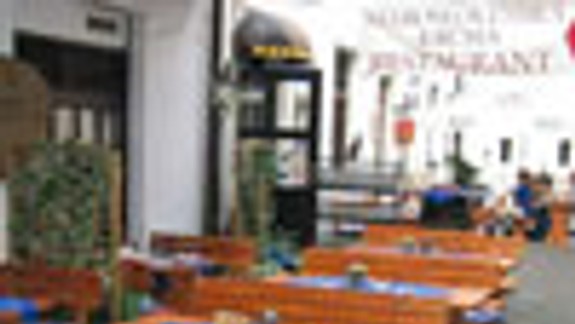 STAROSLOVENSKÁ KRČMA Restaurant