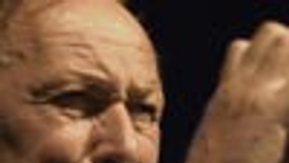 Laco Déczi vystúpi v Klube Za Zrkadlom