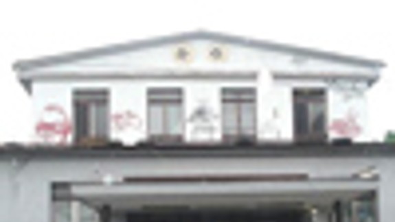 Poslanci o rekonštrukcii Karloveského centra