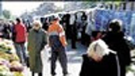 Na ružinovskom trhovisku prežívajú tuláci