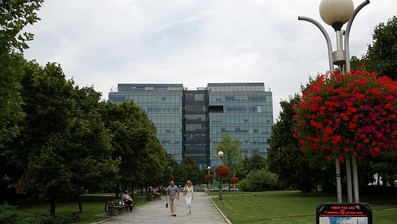 Aktivisti napadli plán výstavby garáží na Kollárovom námestí