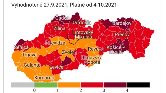 Kde sú na tom najhoršie? Od pondelka je 13 okresov v bordovej farbe