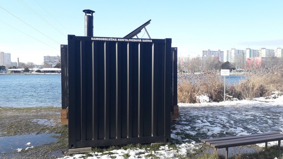 Unikátny zážitok! Vyskúšajte samoobslužnú saunu v kontajneri na brehu Draždiaka alebo na Zlatých pieskoch