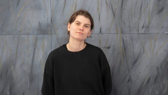 V Petržalke si stále žijem svoj dedinský život, prekvapuje mladá výtvarníčka o fenoménoch sídliska