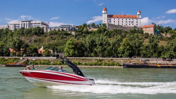 Staré Mesto si môžete v piatok pozrieť z člna za zvýhodnené vstupné