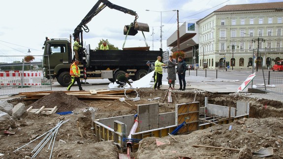 Na nábreží začali s výstavbou Hrobu neznámeho vojaka