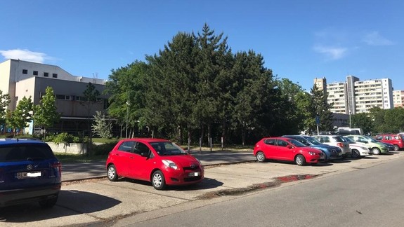 FOTO: Verili by ste, že ide o rovnaké pohľady na Dom kultúry Ovsište, len s odstupom 35 rokov?