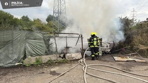 Požiar: Na Žabom majeri horela chatka