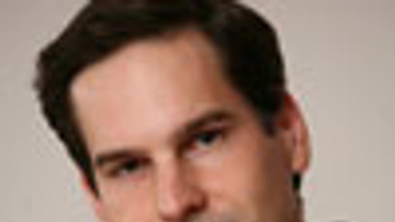 Starosta požiadal poslancov, aby mu znížili plat