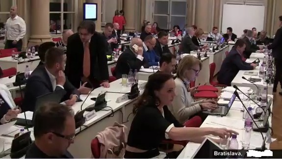 Mestskí poslanci schválili metodiku kompenzácií pre reštituentov