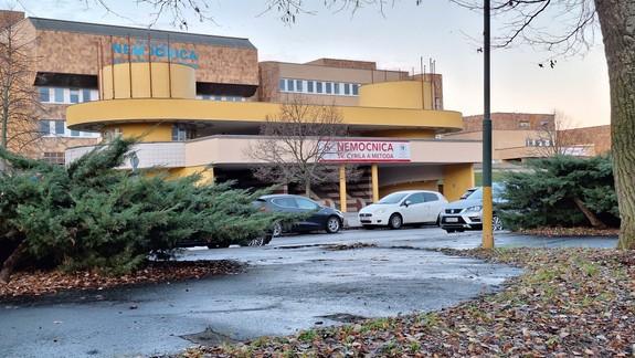 Na gastroenterologickej klinike na Antolskej podali výpovede viacerí zdravotníci