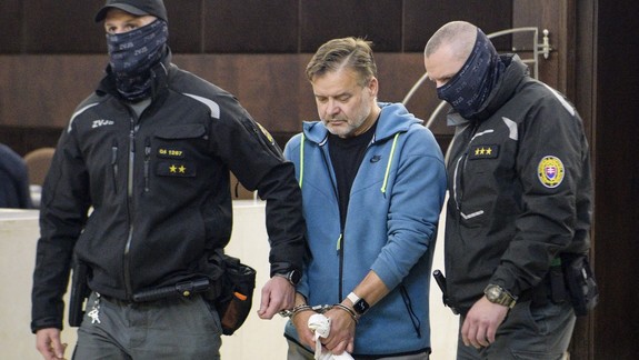 Dušana Dědečka, obvineného vodiča z tragickej nehody na zastávke Zochova, vzali do väzby