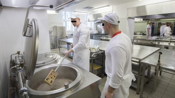 Zisťovali sme: Ako budú silvestrovať väzni v Justičnom paláci? Zahrajú si aj monopoly