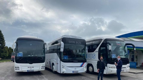 VIDEO: Do bratislavských ulíc vyrazili protestovať autobusoví dopravcovia a bolo ich počuť...