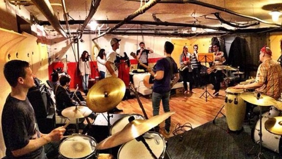 VIDEO: Na koncerte projektu RocKids si s deťmi zahrajú hviezdy i nevidiaci bubeník