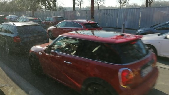 Na viacerých miestach treba rátať s kolónami a zdržaním