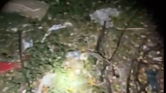 Muž ukradol káble a spôsobil znefunkčnenie viacerých železničných priecestí: Polícia ho obvinila