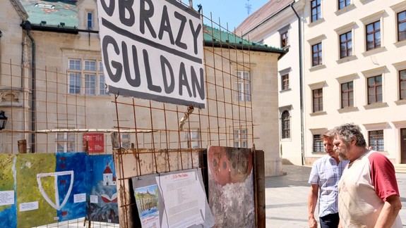 Na Primaciálnom námestí sa začína výstava Fera Guldana