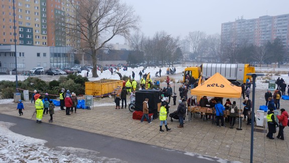 Novoročné mulčovačky prekonali minulý rok, rekordné množstvo mulču sa rozdalo v Petržalke