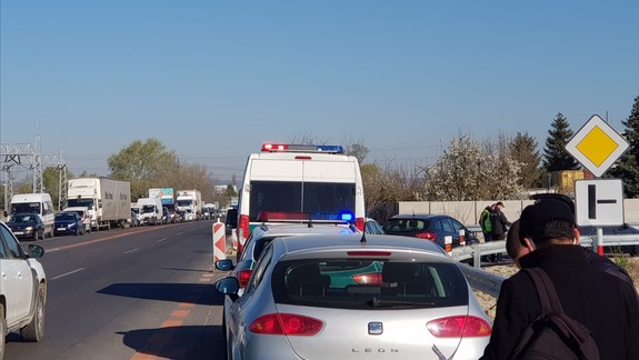 Dopravu v Bratislave komplikujú nehody, na viacerých miestach sa tvoria kolóny