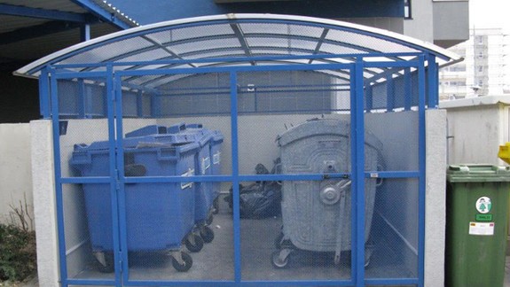 Petržalka finančne prispeje na kontajnerové stojiská