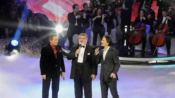 VIDEO: Adventný kalendár č.12 – O čom spieva Peter Dvorský po taliansky v pesničke Svet lásku má?