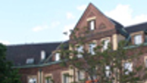 Nadácia už má budovu YMCA pod kontrolou