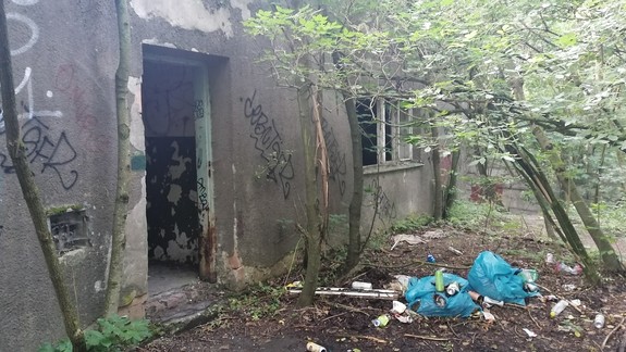 Dajú sa využiť? Ministerstvo obrany rokuje s mestom o možnom odpredaji stavieb na Devínskej Kobyle