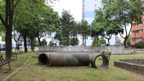 Stretnutia s obyvateľmi v teréne v Dúbravke pokračujú. Na rade je problém neďaleko pešej zóny na Landauovej