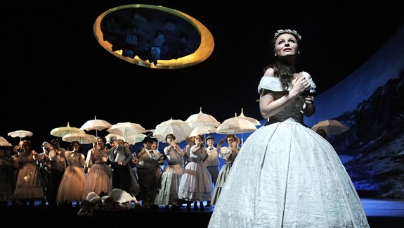 V Opere SND sa v La traviate predstaví ruská sopranistka Julia Novikova