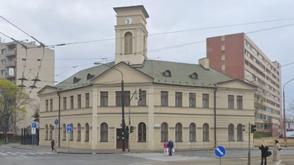 Budovu bývalej konskej železnice plánujú zrekonštruovať, presťahuje sa do nej stavebný úrad