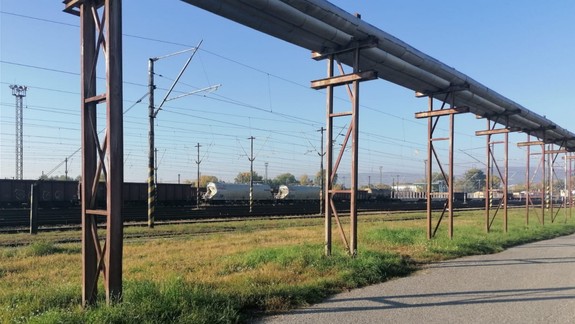 Policajti v akcii: Nešťastný muž chcel v Rači skočiť z mosta na železnicu