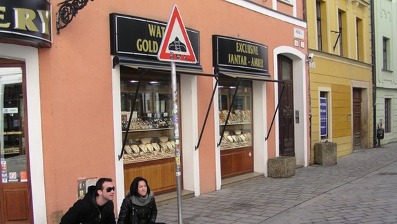 Nielen Čumil, ale aj značka terčom vandalov