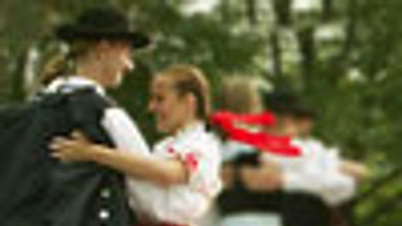 V meste opäť vystupujú detské folklórne súbory