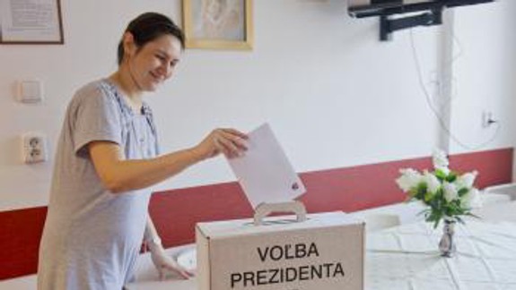 Prezidentské voľby v Bratislave - druhé kolo | online