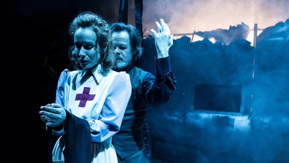 Divadlo Aréna premiéruje inscenáciu Hirošima, moja láska