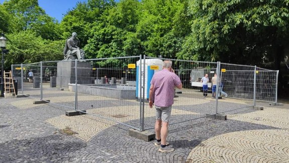 Fontánu na Hviezdoslavovom námestí rekonštruujú