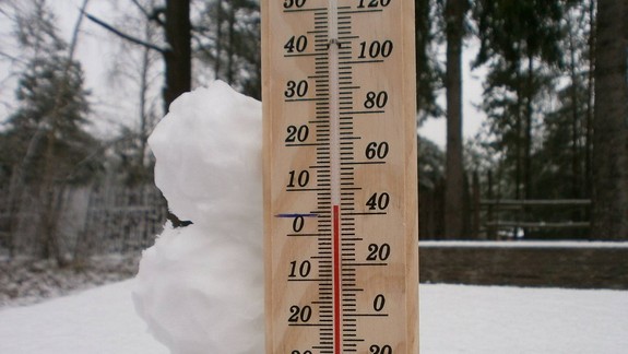 SHMÚ: Teplota môže v noci miestami klesnúť na mínus 15 stupňov Celzia - ako bude v Bratislave?