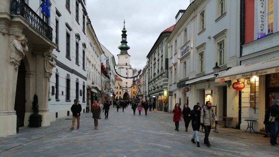 BTB: Počet zahraničných turistov v Bratislave je naďalej pre obmedzenia nízky - čo s tým?