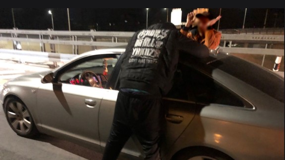 Hystericky kričal, plakal: Dopraváci zabránili nadrogovanému mužovi v ďalšej jazde